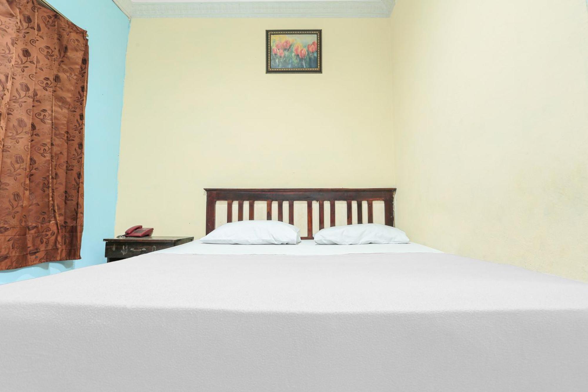 Oyo 93046 Hotel Fortuna Parepare Exterior photo