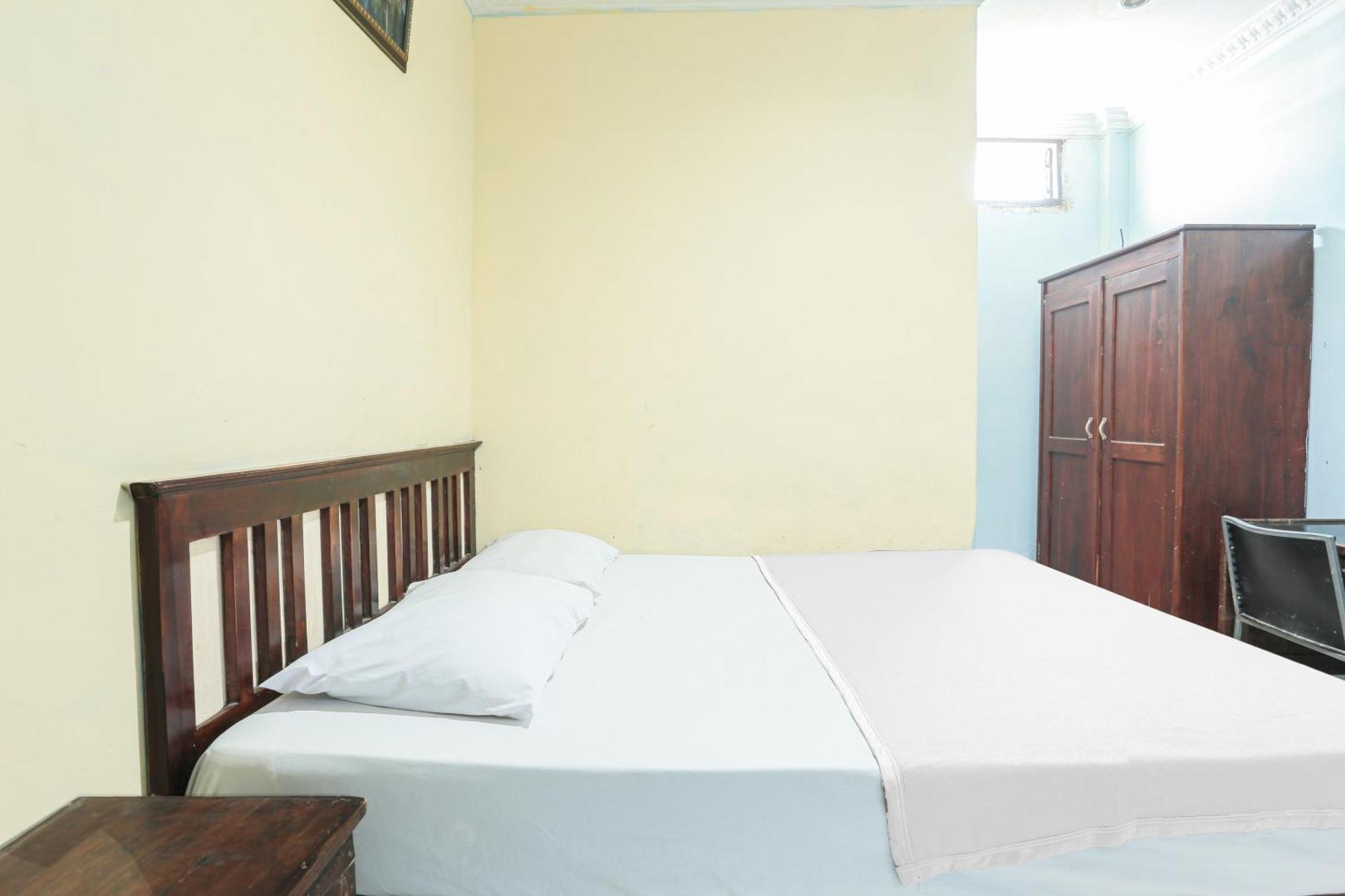 Oyo 93046 Hotel Fortuna Parepare Exterior photo